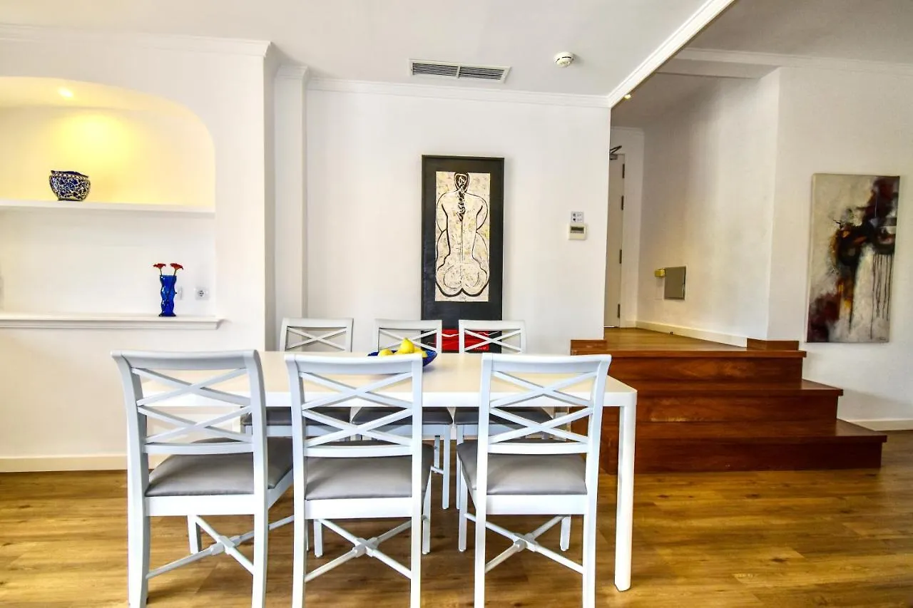 Lili Apartments Port De Soller 0*,