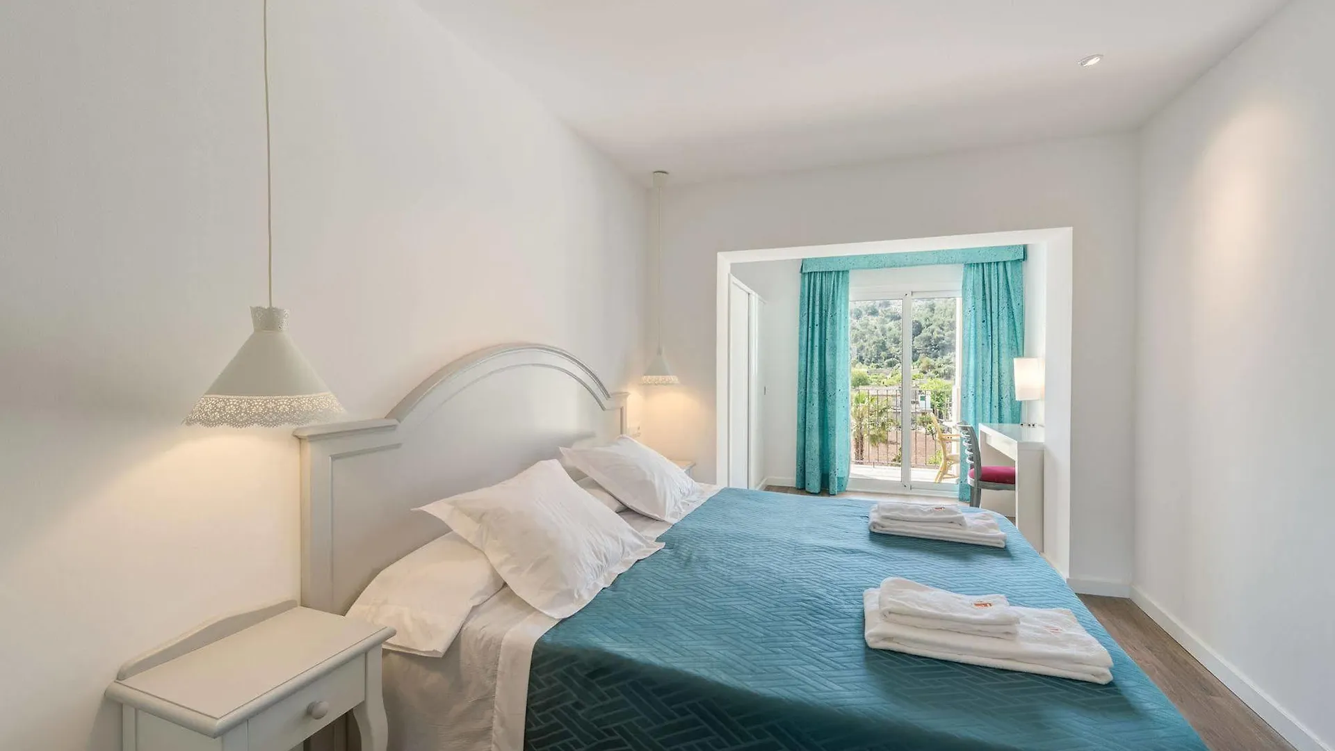 Lili Apartments Port De Soller 0*,  Spain